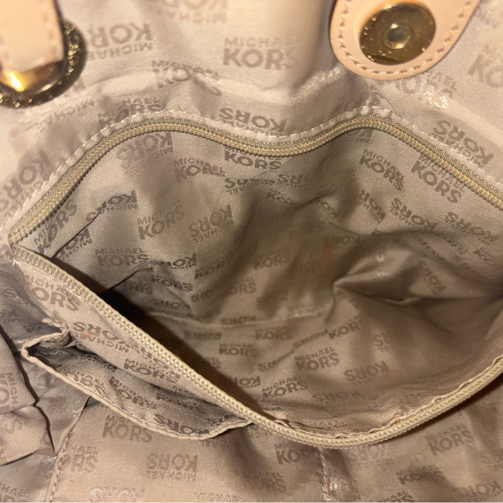 Vintage Michael Kors Jet Set Medium Leather Tote Tan with Cream Contrast Straps - Picture 6 of 13